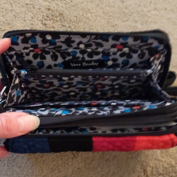 Vera Bradley Iconic All In One Crossbody - Picture 5 of 5